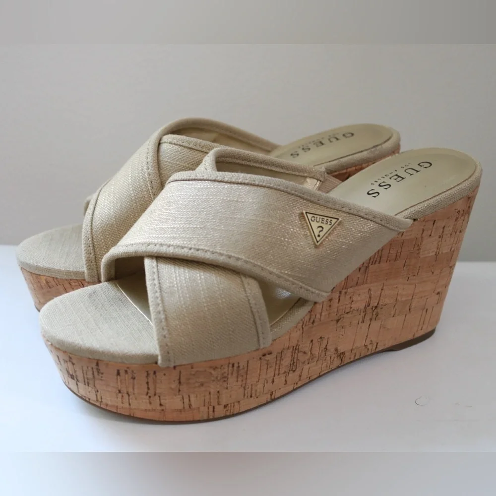 Guess Factory Cloys Summer Wedges Gold 710 Size 8.5 Style GFCLOYS2 Cork Platform